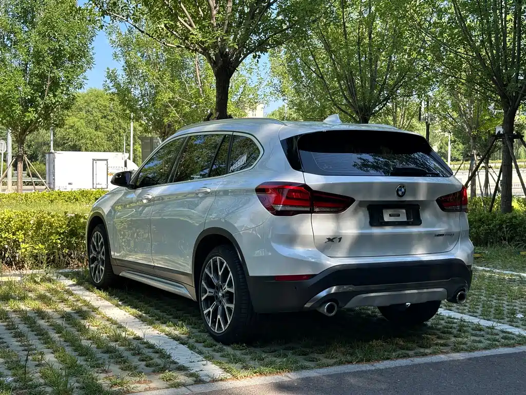 BMW X1 — фото 15