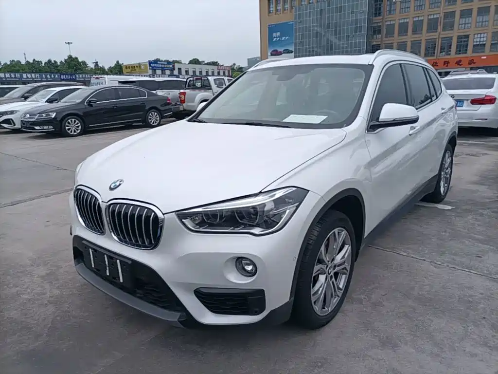 BMW X1 — фото 2