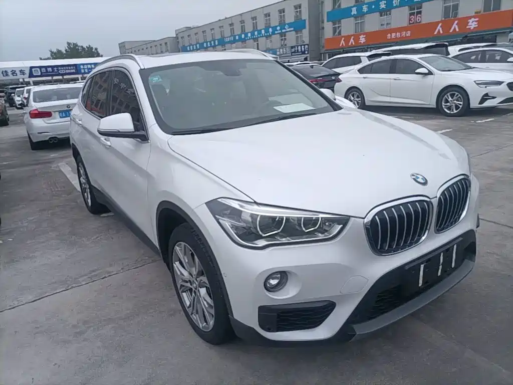 BMW X1 — фото 4