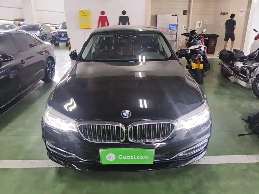 BMW 5 Series New Energy — фото 3