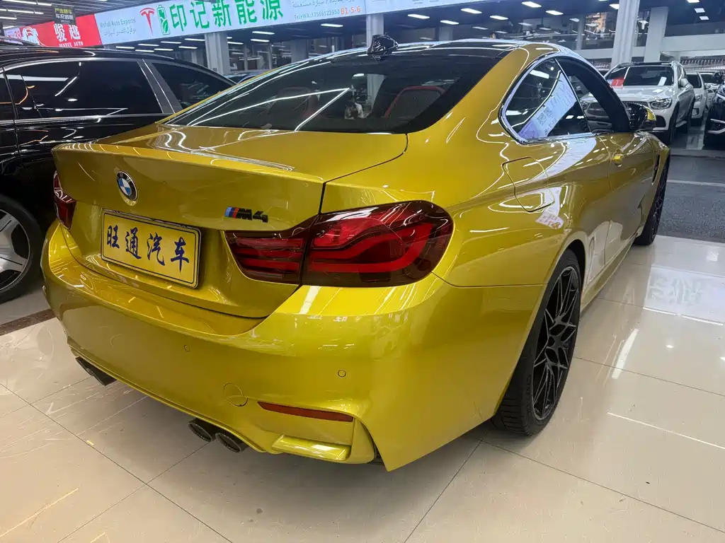 BMW M4 — фото 5