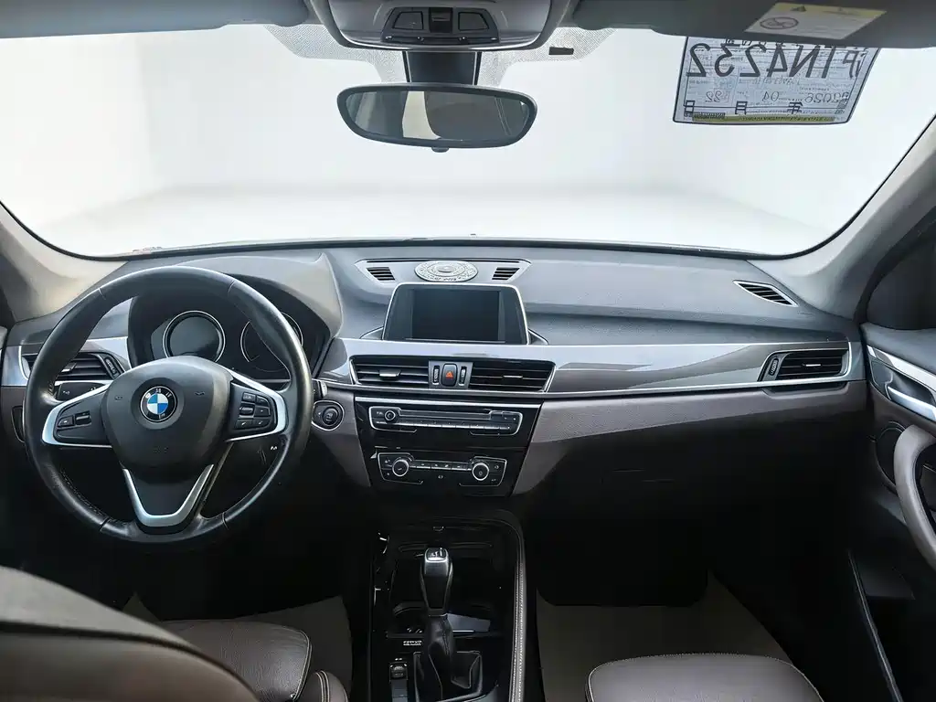 BMW X1 — фото 4