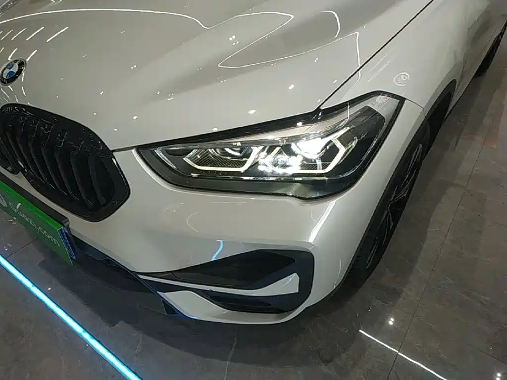 BMW X1 — фото 24