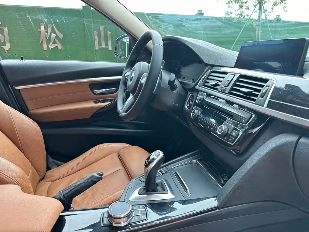 BMW 3 Series — фото 14