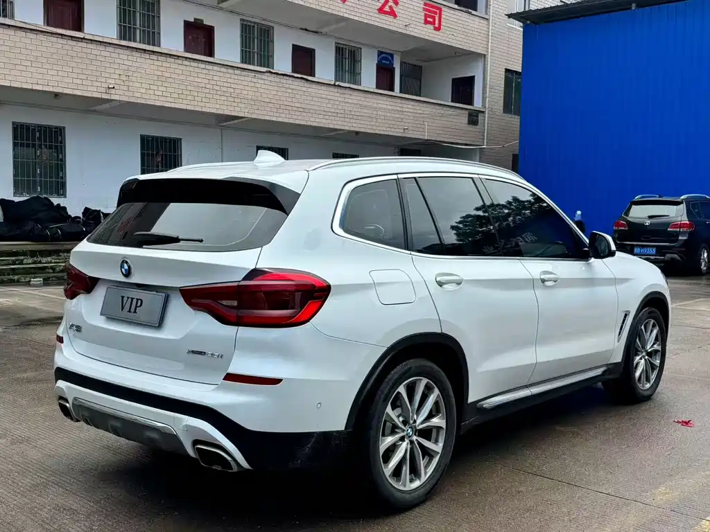 BMW X3 — фото 5