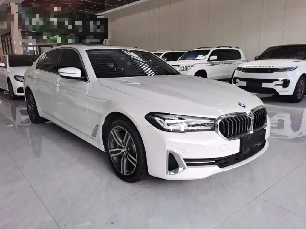 BMW 5 Series — фото 4