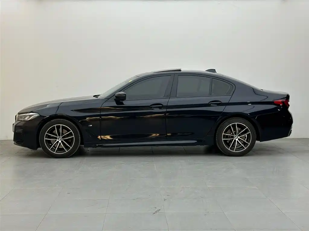 BMW 5 Series (Import) — фото 3