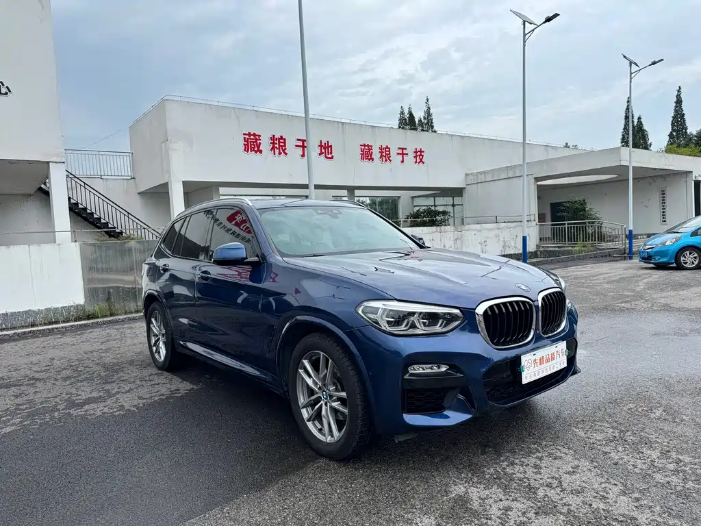 BMW X3 — фото 3
