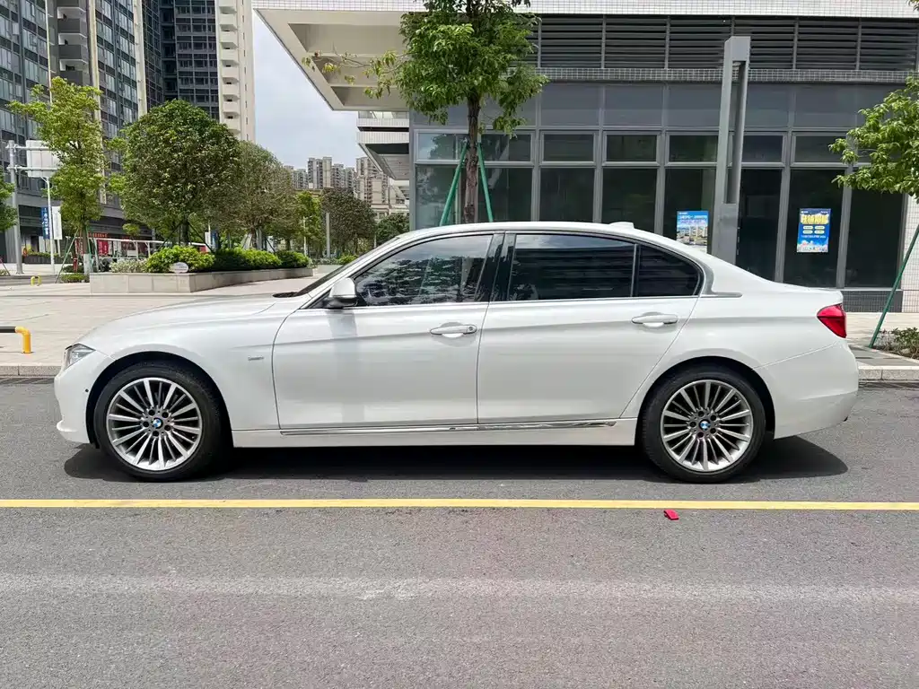 BMW 3 Series — фото 10
