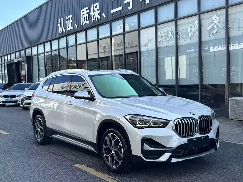BMW X1 — фото 4