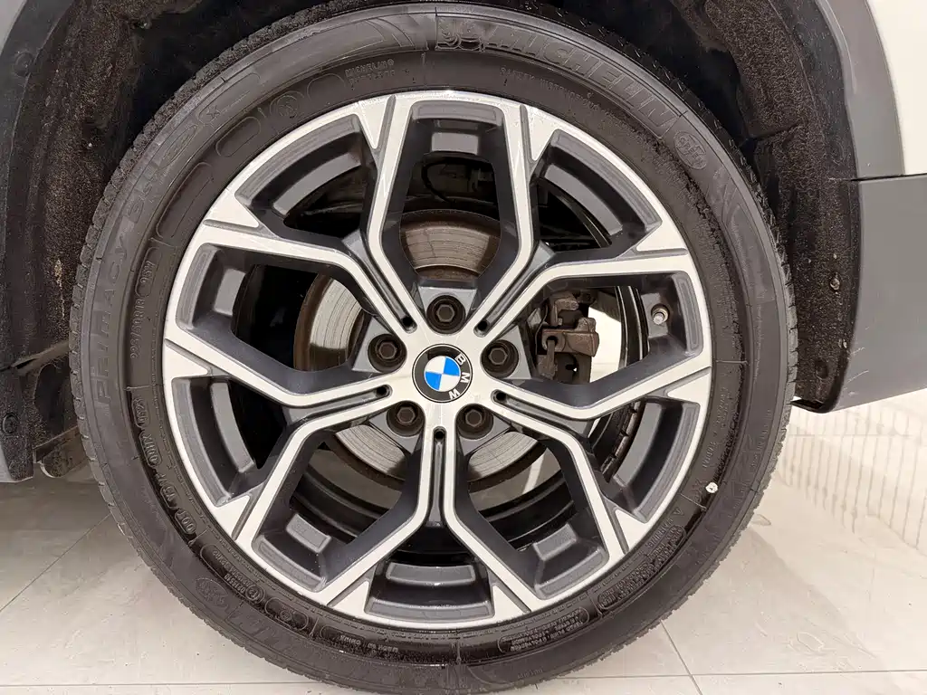 BMW X1 — фото 19