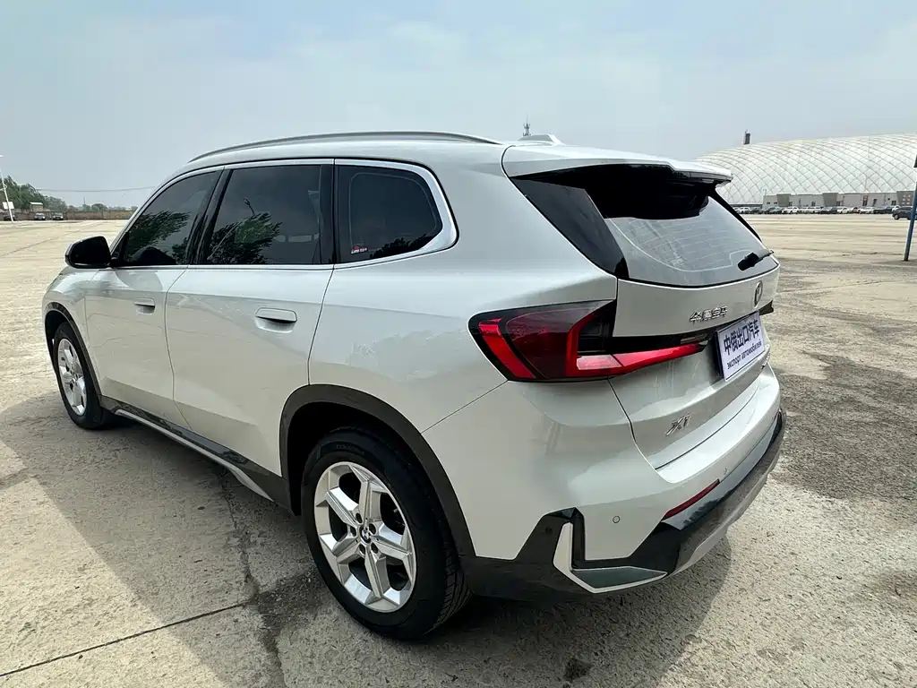 BMW X1 — фото 18