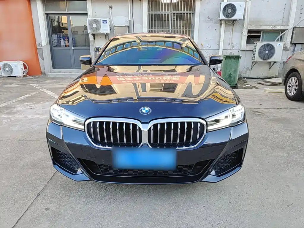 BMW 5 Series — фото 3