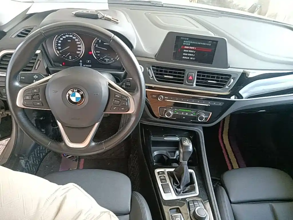 BMW 1 Series — фото 10