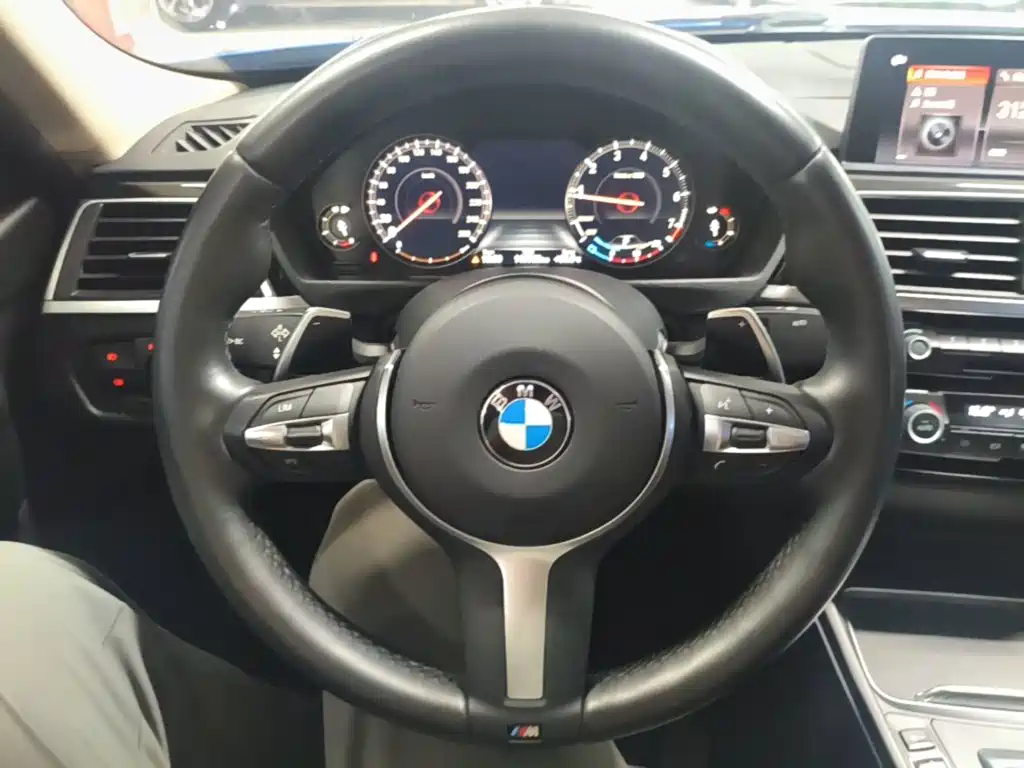 BMW 3 Series — фото 11