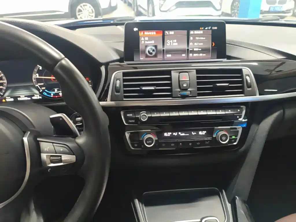 BMW 3 Series — фото 13