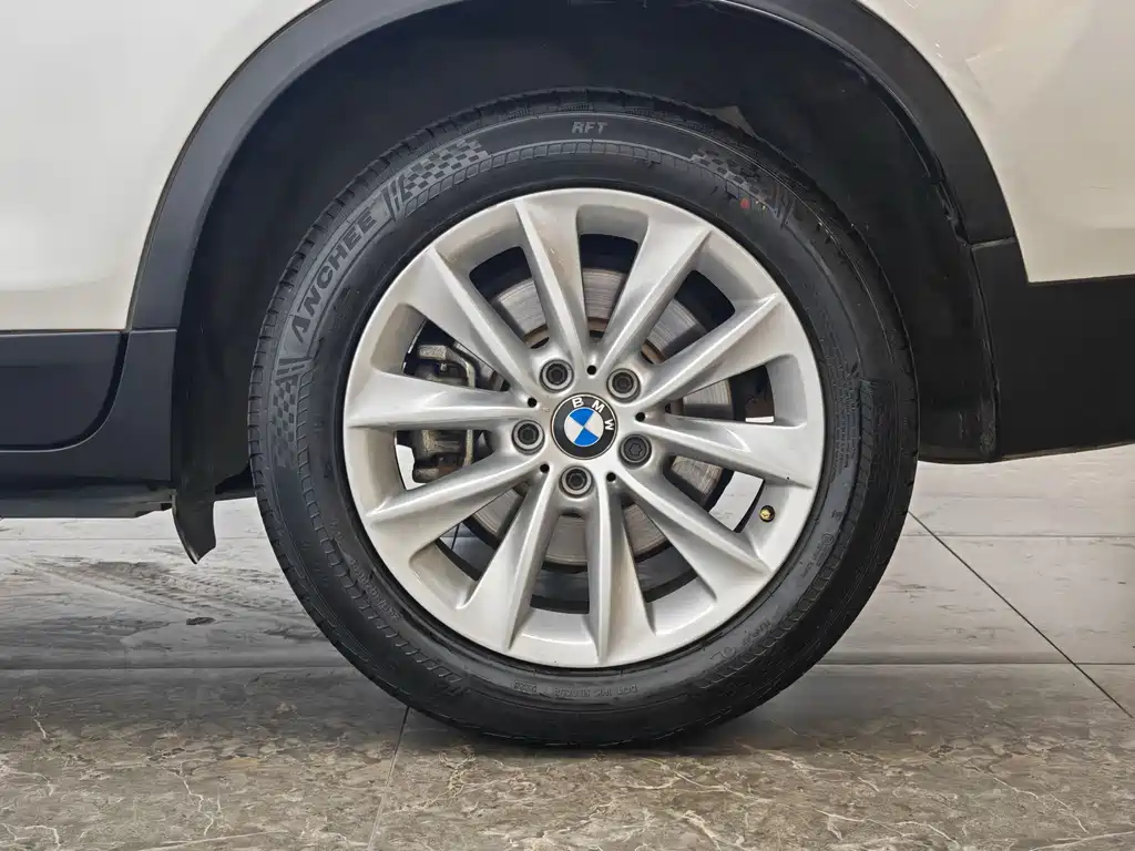 BMW X3 (Import) — фото 9