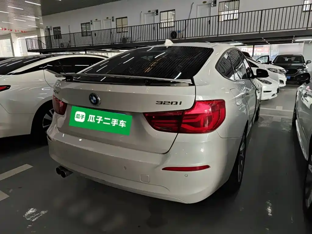 BMW 3 Series GT — фото 5