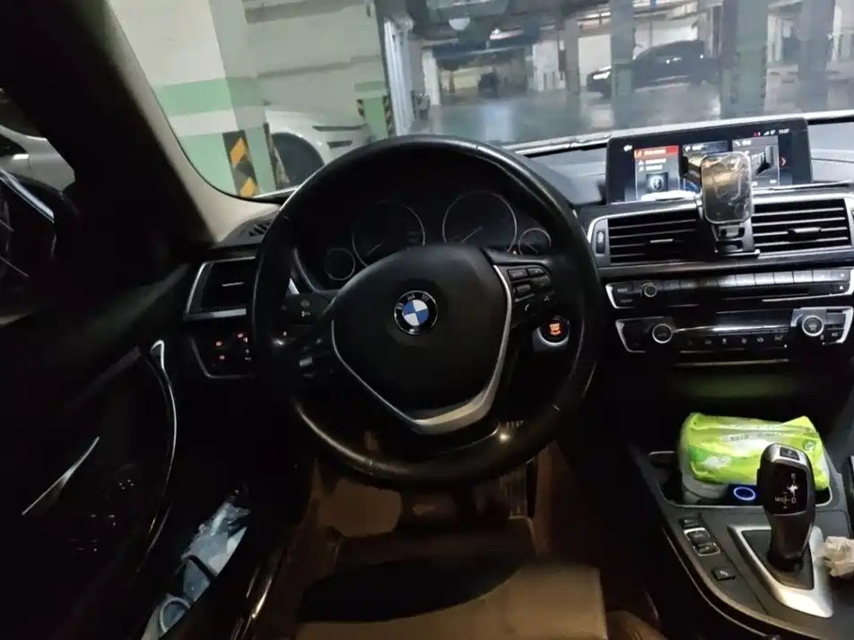BMW 3 Series — фото 13