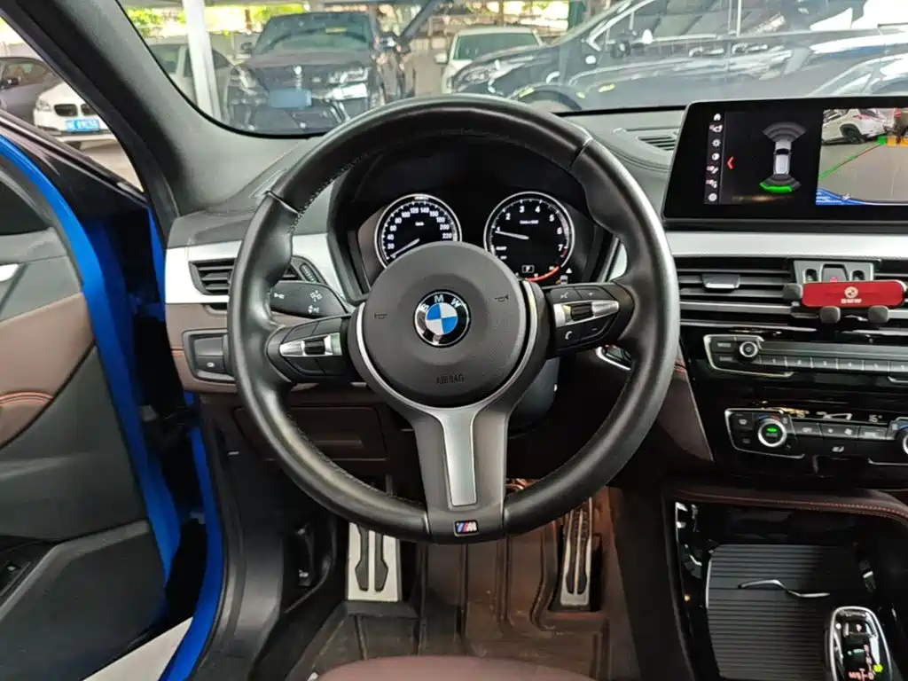 BMW X2 — фото 11