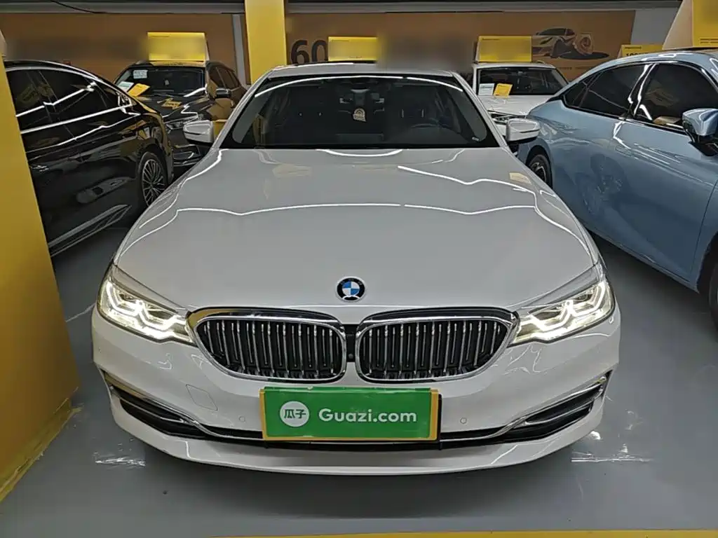 BMW 5 Series New Energy — фото 3