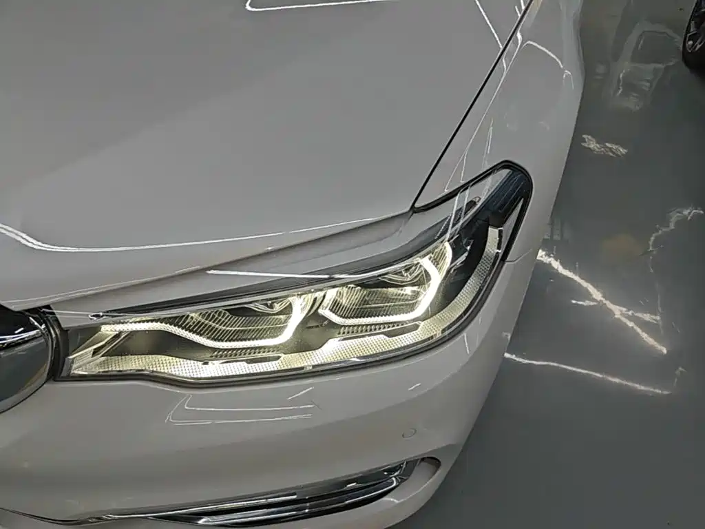BMW 5 Series New Energy — фото 24