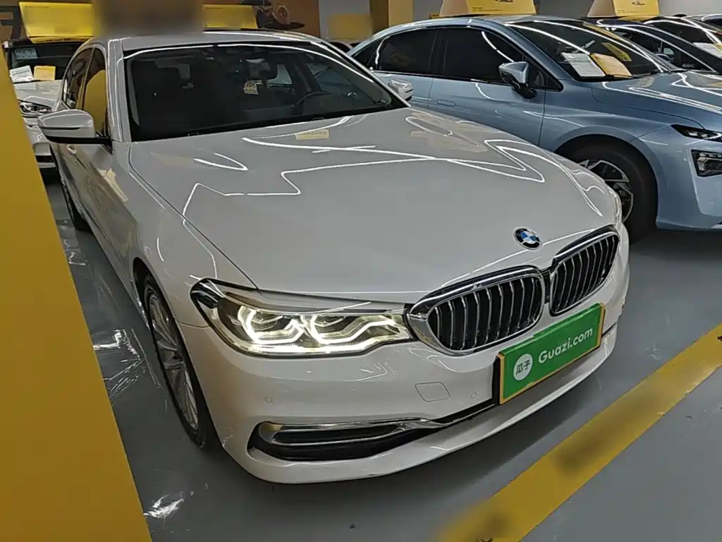 BMW 5 Series New Energy — фото 4