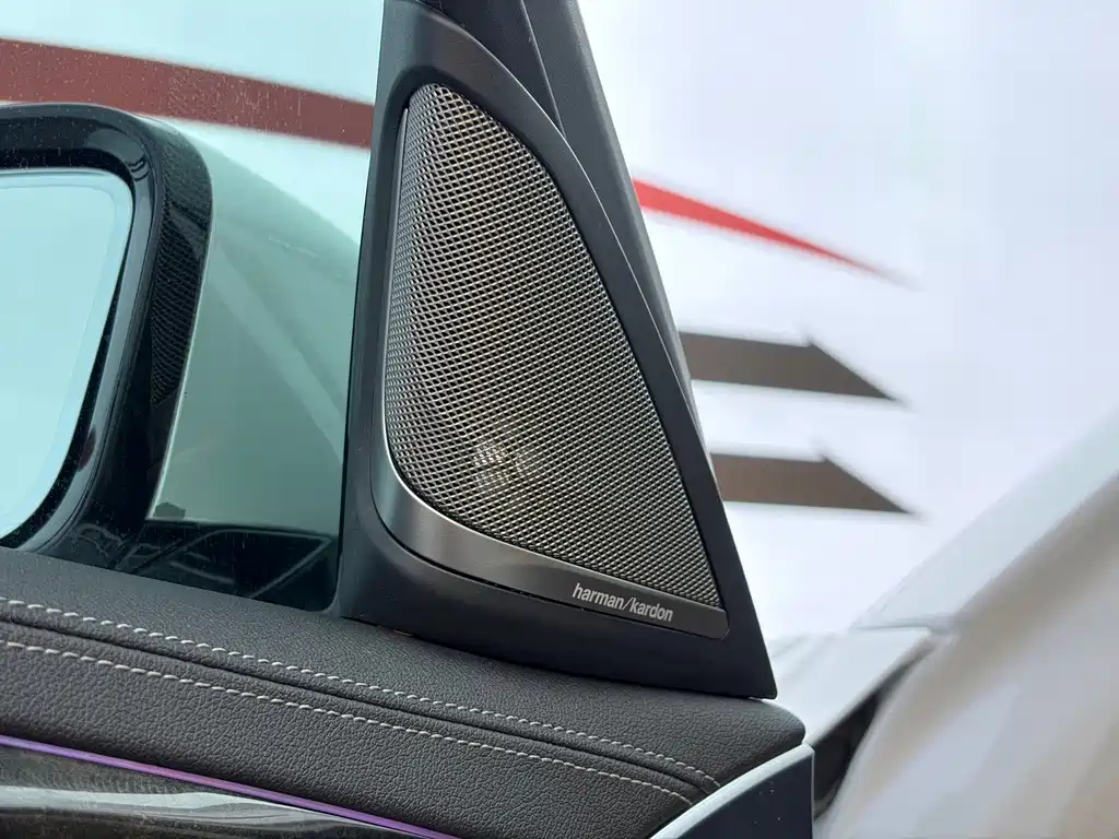 BMW 5 Series — фото 10