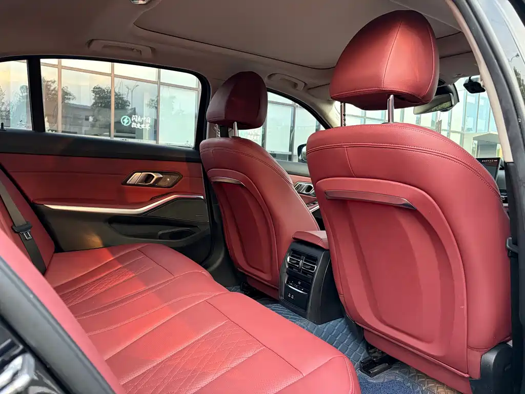 BMW 3 Series — фото 13