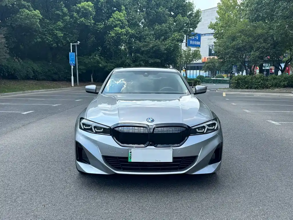 BMW i3 — фото 2