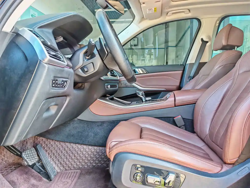 BMW X5 (Import) — фото 14