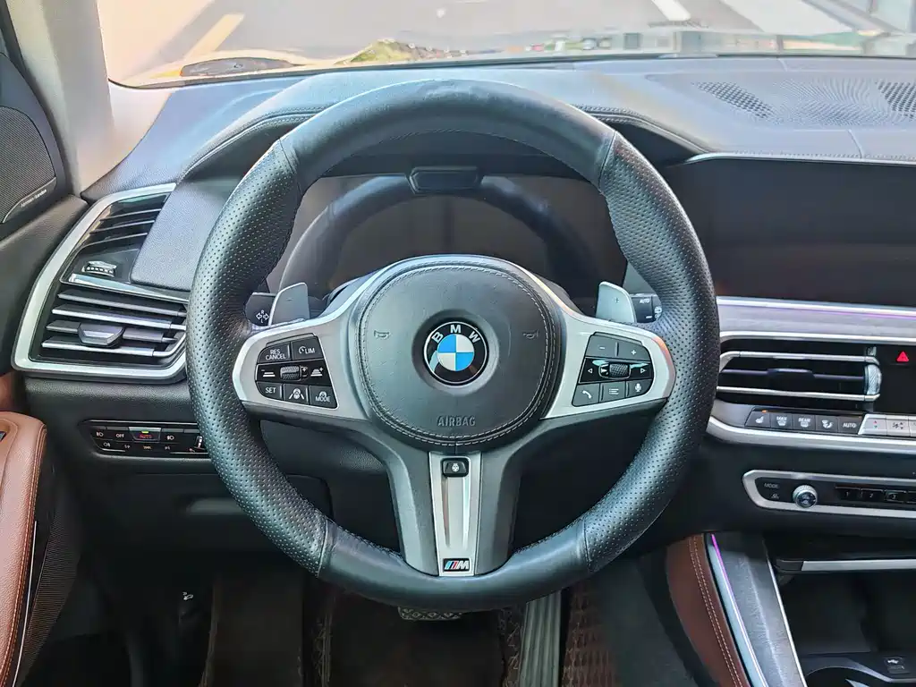 BMW X5 (Import) — фото 26