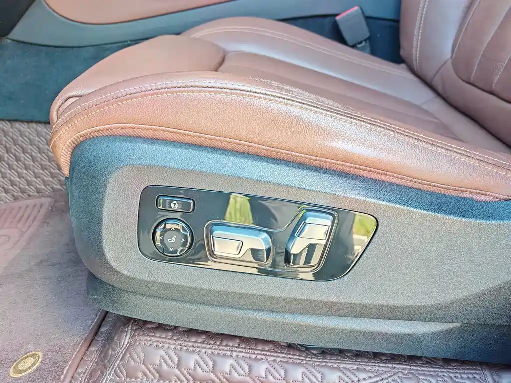 BMW X5 (Import) — фото 32