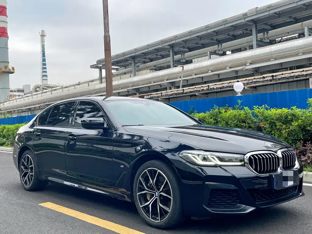 BMW 5 Series — фото 3