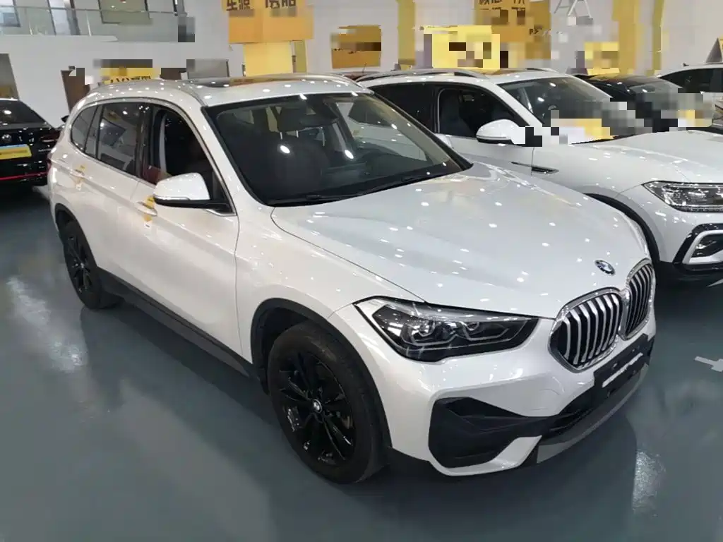 BMW X1 — фото 4