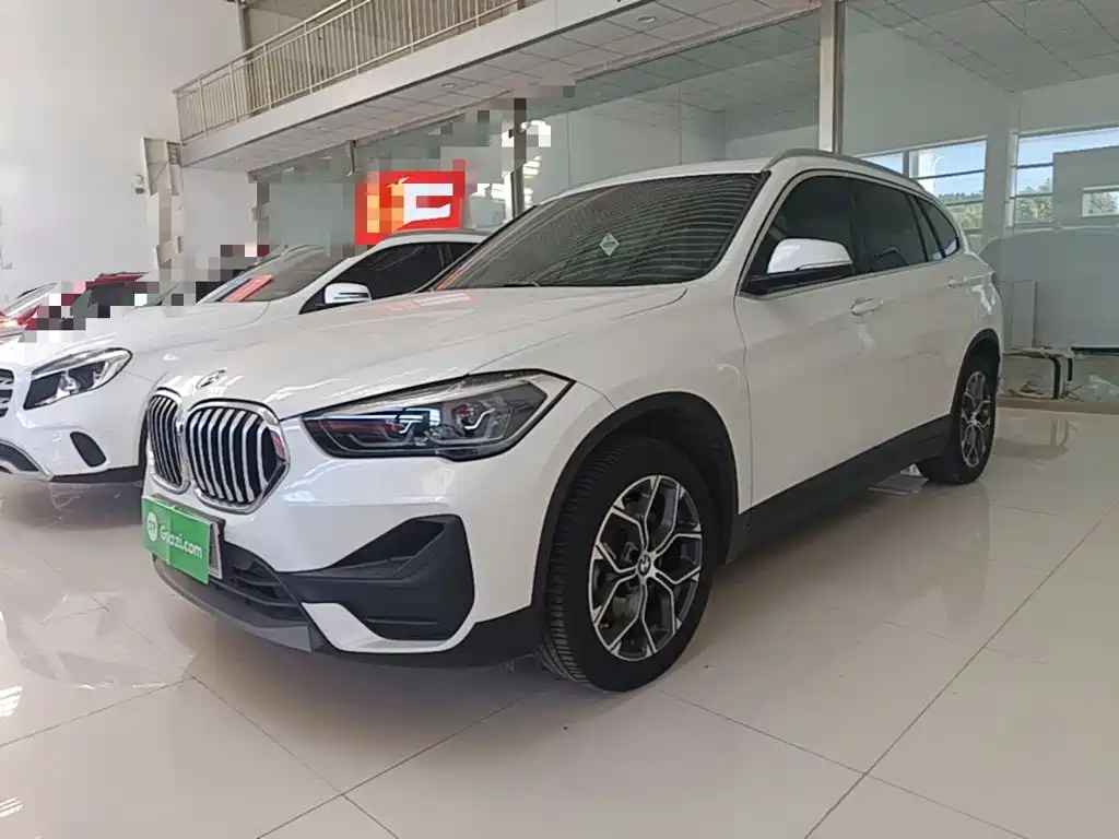 BMW X1 — фото 2