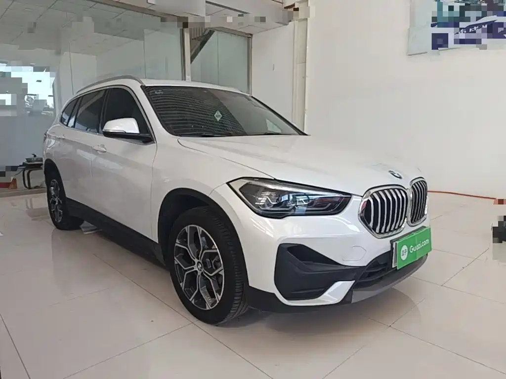 BMW X1 — фото 4