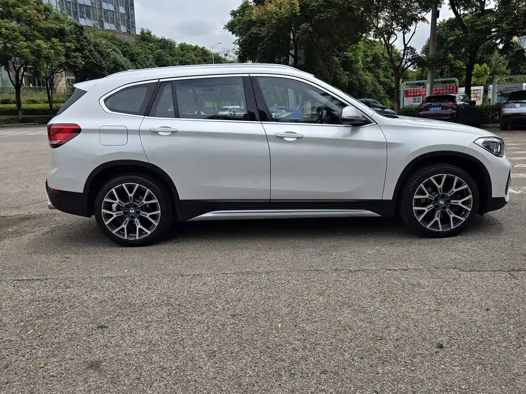 BMW X1 — фото 3