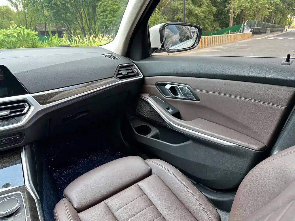 BMW 3 Series — фото 17