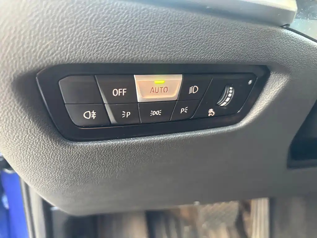 BMW 3 Series — фото 11