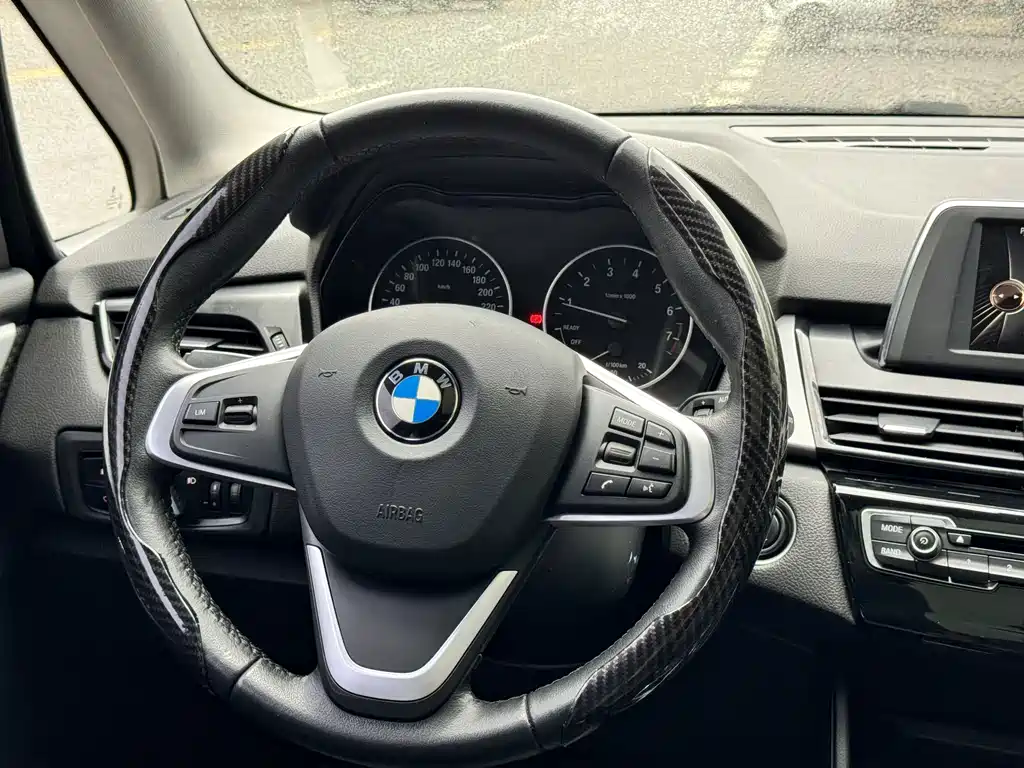 BMW 2 Series Gran Tourer — фото 6