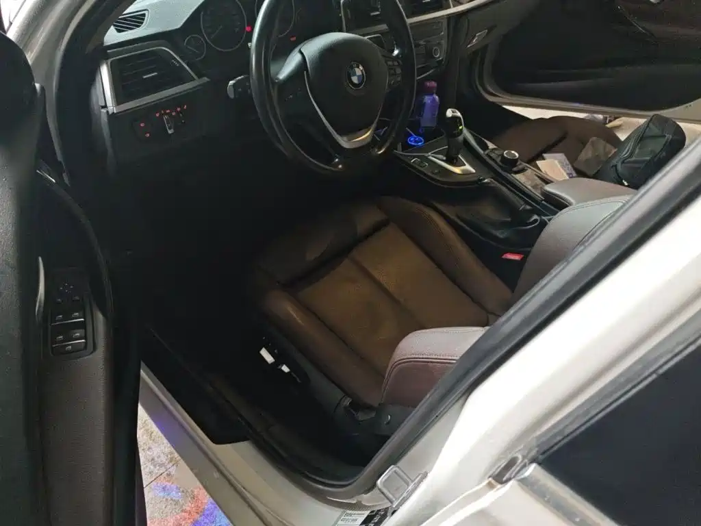 BMW 3 Series — фото 14