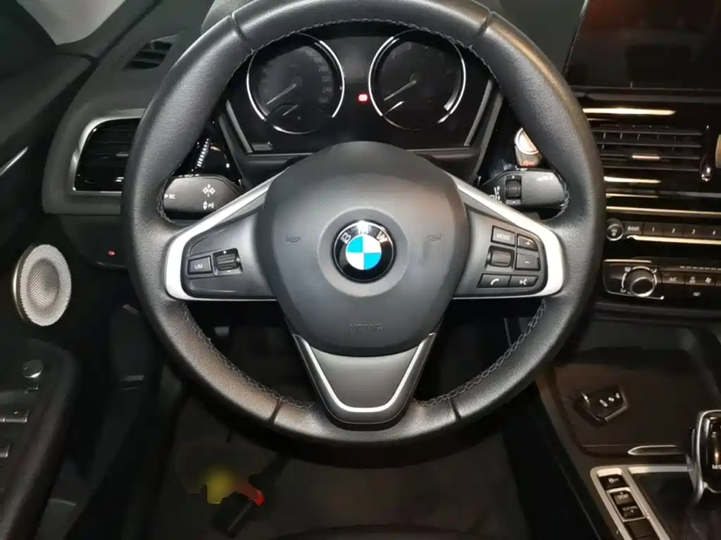 BMW 1 Series — фото 11
