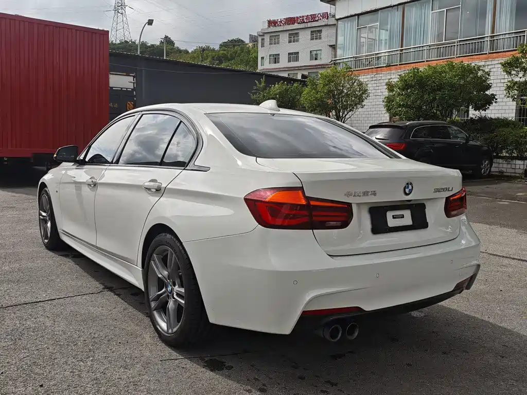 BMW 3 Series — фото 11