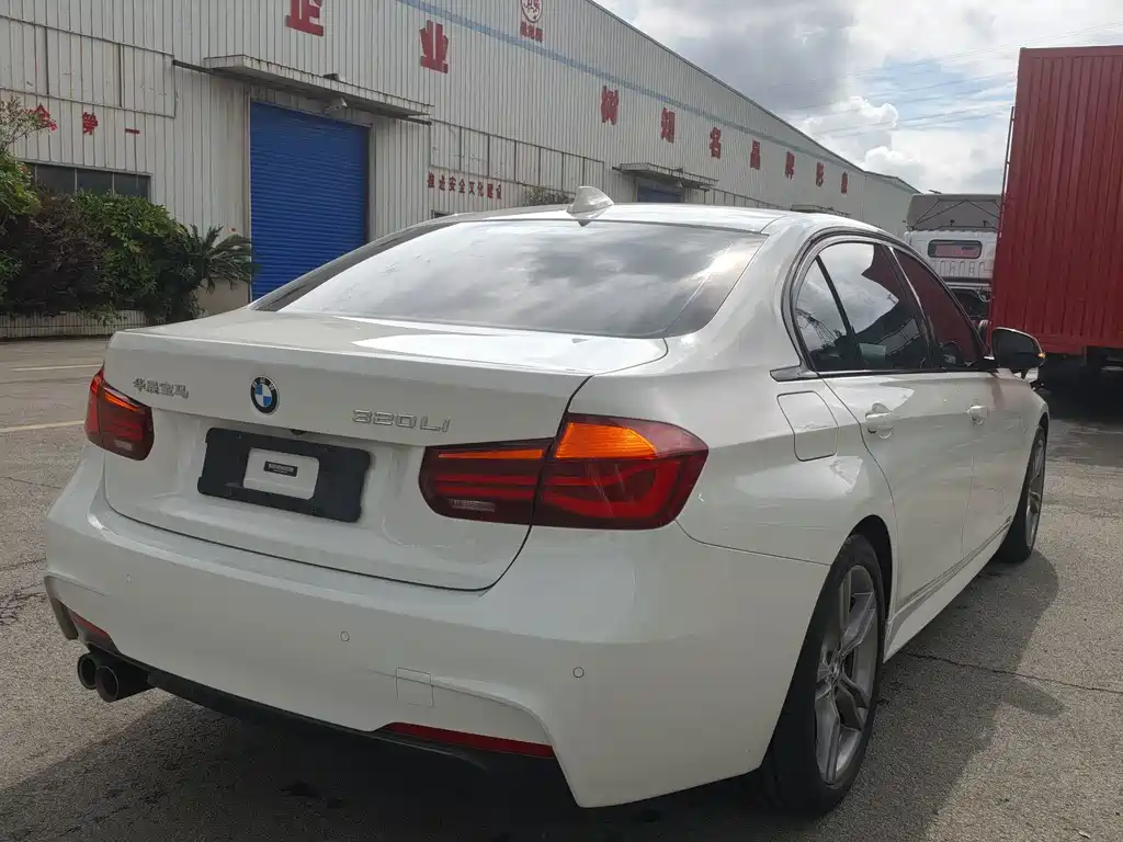 BMW 3 Series — фото 10