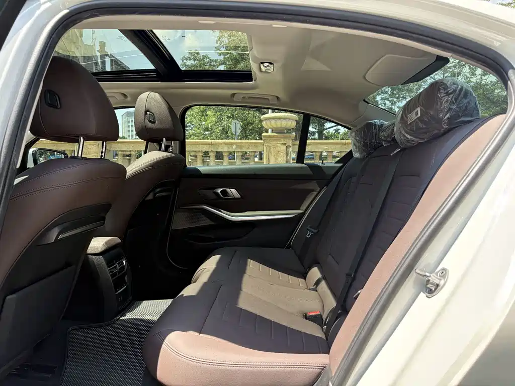 BMW 3 Series — фото 14