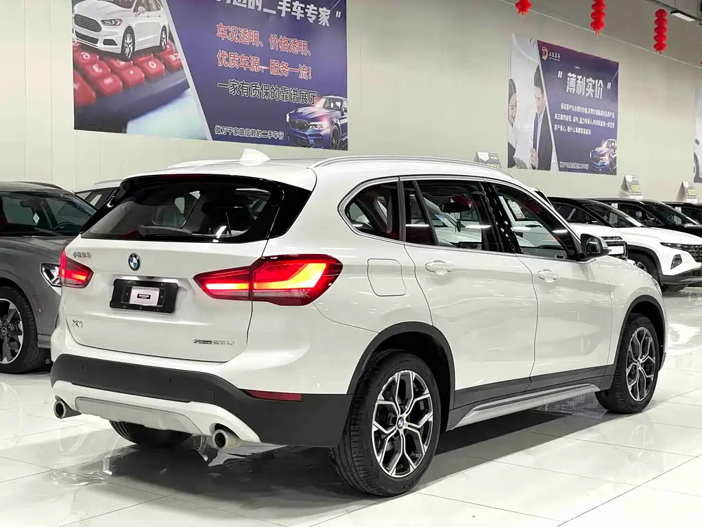 BMW X1 — фото 17