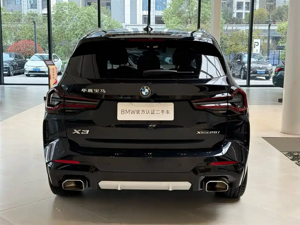 BMW X3 — фото 10