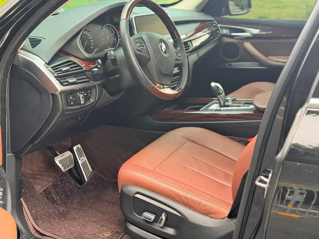 BMW X5 (Import) — фото 13