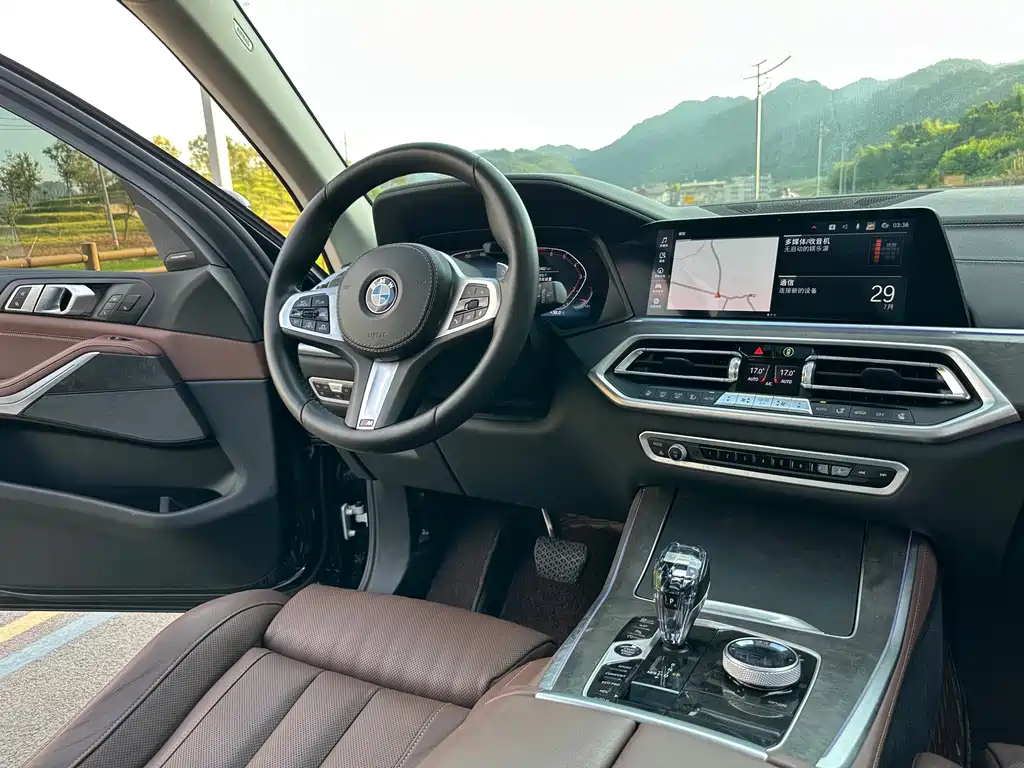 BMW X5 (Import) — фото 13